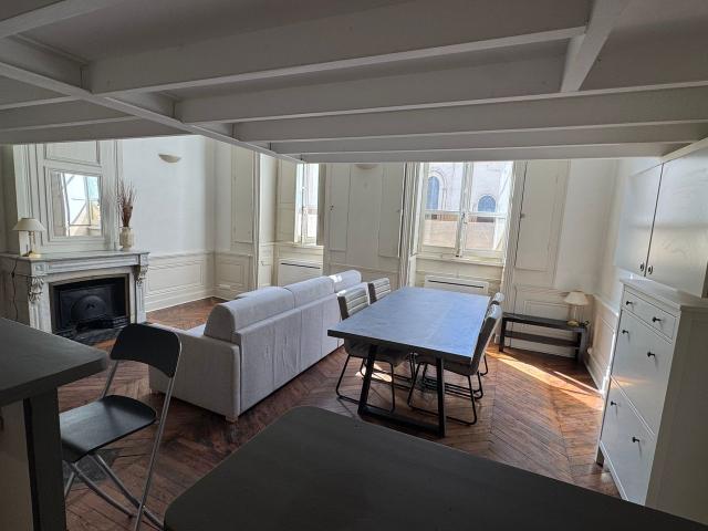 Furnished Duplex 70 m² — Lyon Presqu’île, Ainay, Lyon Amsterdam Apartments for Rent