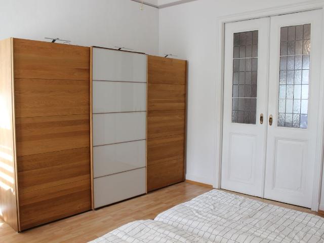 Furnished, energy efficient centrally located 2,5 room apartment with a private entrance and winter garden in an Art Nouveau villa, Wiesbaden Amsterdam Apartments for Rent