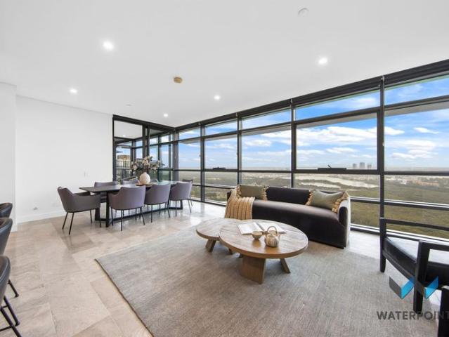 FURNISHED EXECUTIVE RESIDENCE FOR LEASE !