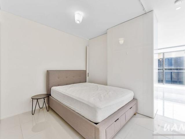 FURNISHED EXECUTIVE STUDIO APARTMENT IN THE HEART OF CHIPPENDALE