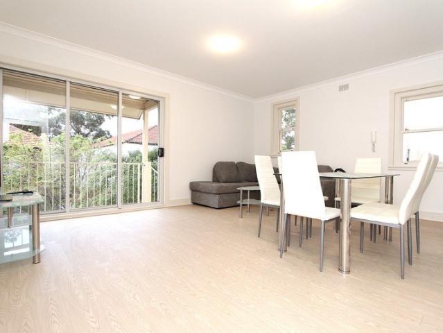 FURNISHED FOUR BEDROOM APARTMENT WITH BALCONY