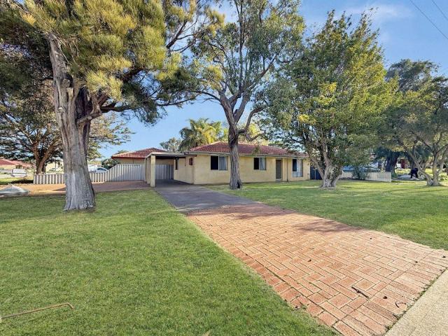 Furnished Family Home with Large Outdoor Entertaining Heart of Falcon
