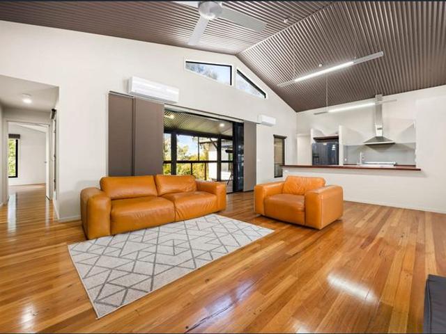 Furnished Family Living in a Peaceful Upper Coomera Setting