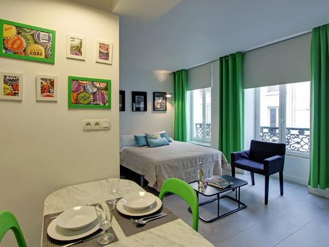 Furnished flat ideally located