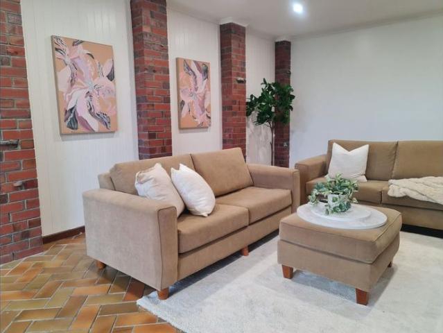 Furnished house Bills included in weekly price