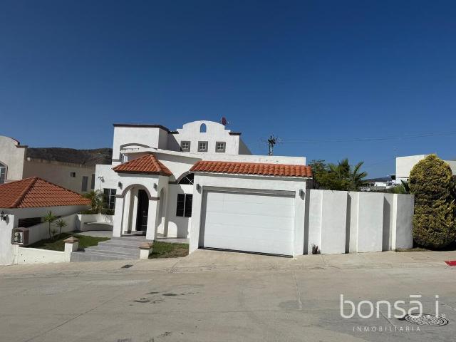 Furnished house for RENT located in Colinas Del Sauzal