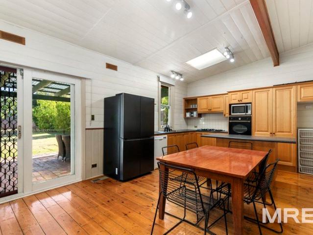Furnished house in great location