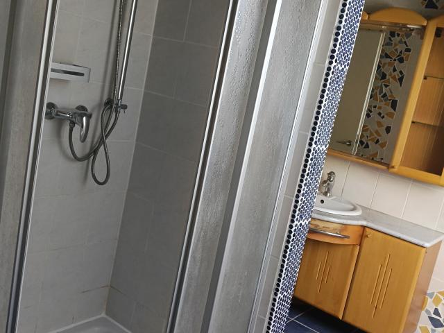 Furnished House with Garden, 170 sqm – 18 Min. to VIC, Vienna Essling