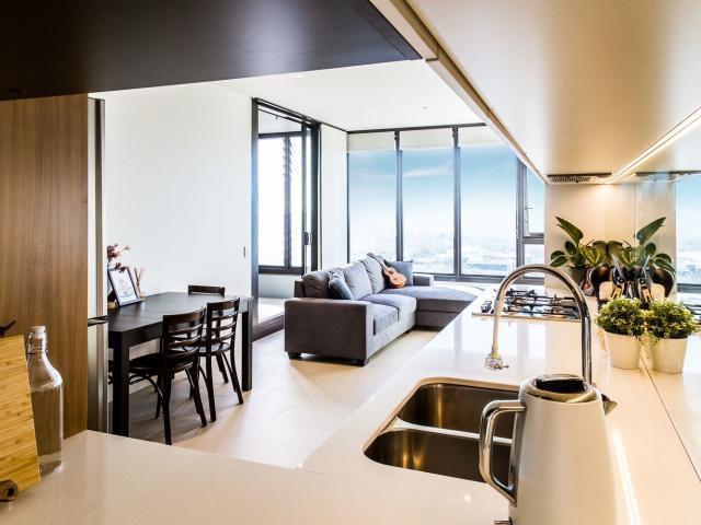 Furnished & High level & Quiet & Secure & Close to Metro Station North Ryde & With AC & Extra Study