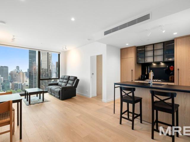 Furnished high rise living with spectacular city views