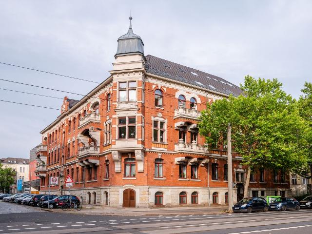 Furnished Historic Apartment with In House Wellness Area, Leipzig Amsterdam Apartments for Rent