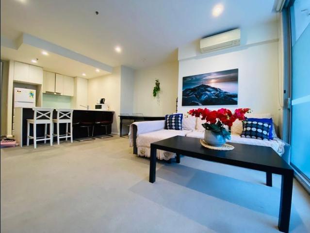 Furnished One Bedroom Apartment for Lease – Prime Rhodes Location