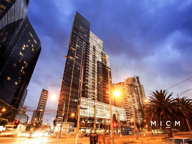FURNISHED: One Bedroom Apartment in The Heart of Southbank