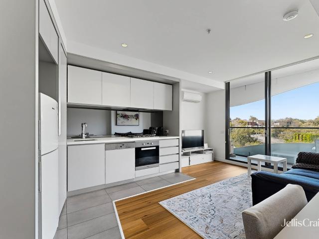 Furnished One Bedroom Living with Resort Style Amenities