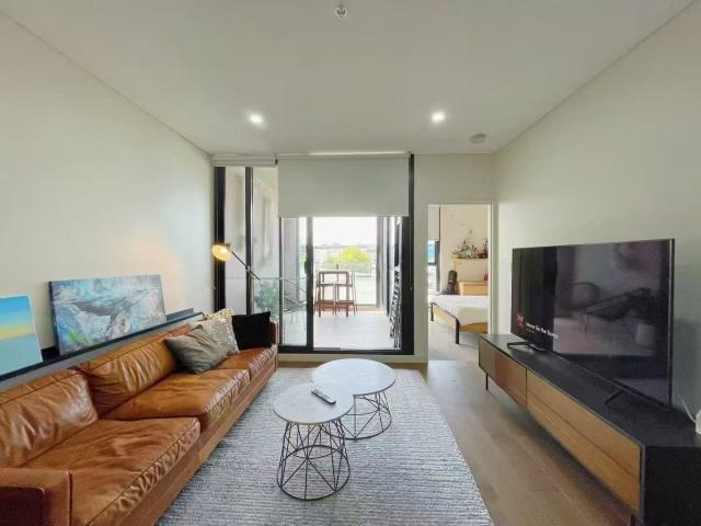 Furnished One Bedroom + Study Apartment | Desirable North Aspect | Oversized Extra Study