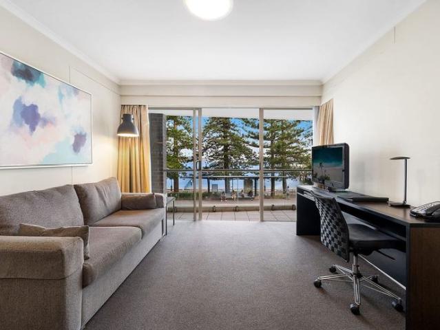 FURNISHED Ocean Front, Parking and Air Conditioning