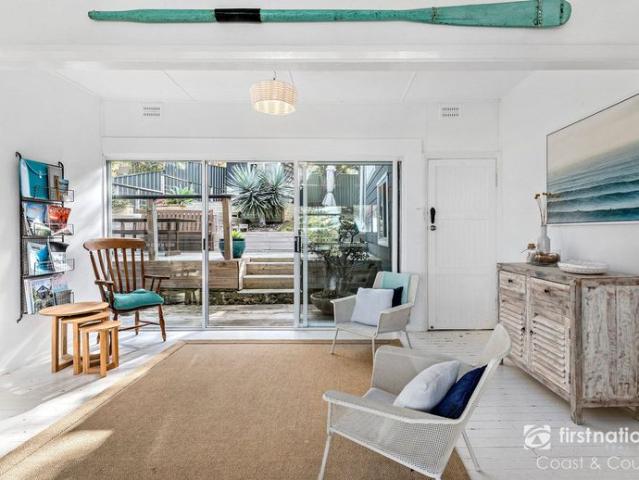 Furnished or Partly Furnished Coastal Home with Water Views – Gerroa