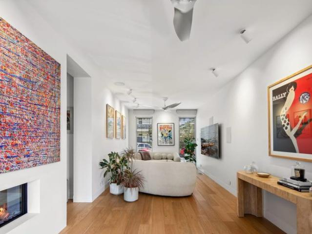 Furnished or Unfurnished Designer Terrace with City & Harbour Views