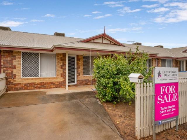 FURNISHED, LOW MAINTENANCE INVESTMENT