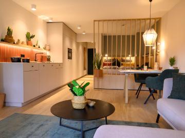 High quality furnished apartment with balcony or terrace quiet green surroundings in Munich