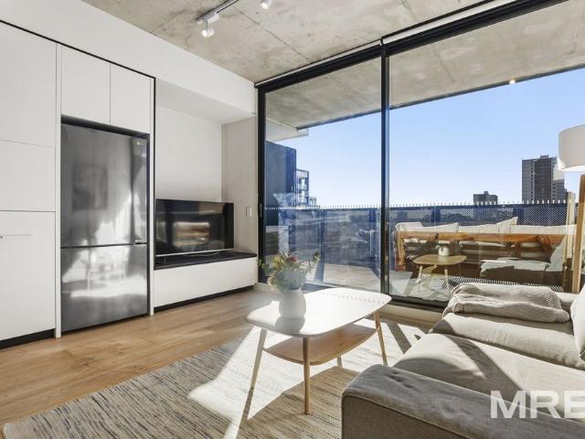 Furnished lifestyle in prestigious Richmond Place