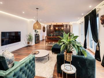 Furnished luxury apartment for rent