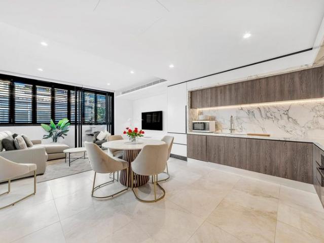 Furnished Luxury Living at The Hunter, Double Bay