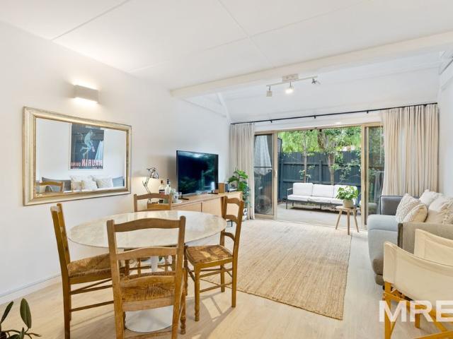 Furnished luxury living in Richmond 6 month lease optional