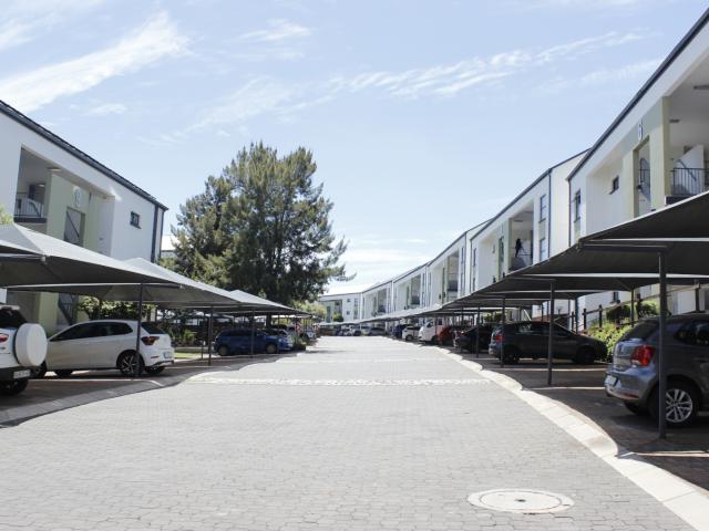 Furnished Luxury 2 Bedroom Apartment to Rent in Greenpark Lifestyle Estate