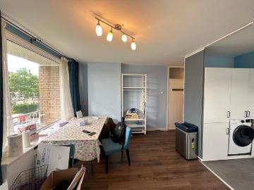 Furnished modern Apartment perfect location