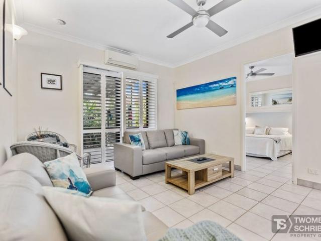 Furnished Modern Home with Water, Gas and internet all included in weekly rent