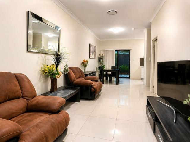 Furnished Modern 2 Bedroom Town Home
