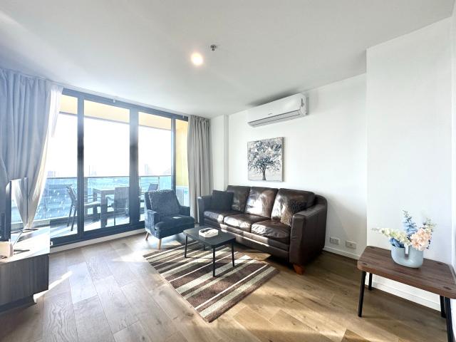 FURNISHED MAGNIFICENT FLOORBOARD TWO BEDROOM ONE CARPARK APARTMENT LOCATED IN UPPER WEST SIDE MELBOURNE CBD!