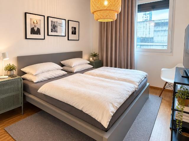 Furnished Maisonette, 100 sqm, Cologne Old Town – Sublet Nov + Dec, Koln Amsterdam Apartments for Rent