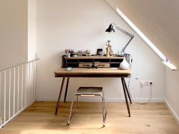 Furnished maisonette apartment with views of the Rhine and cathedral in Stammheim, Koln Amsterdam Apartments for Rent