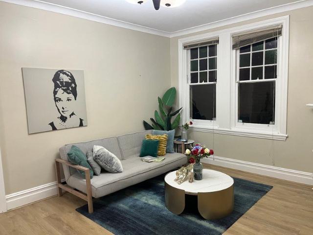 Furnished New paint and floored nice house