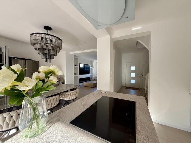 Furnished semi detached house near the airport