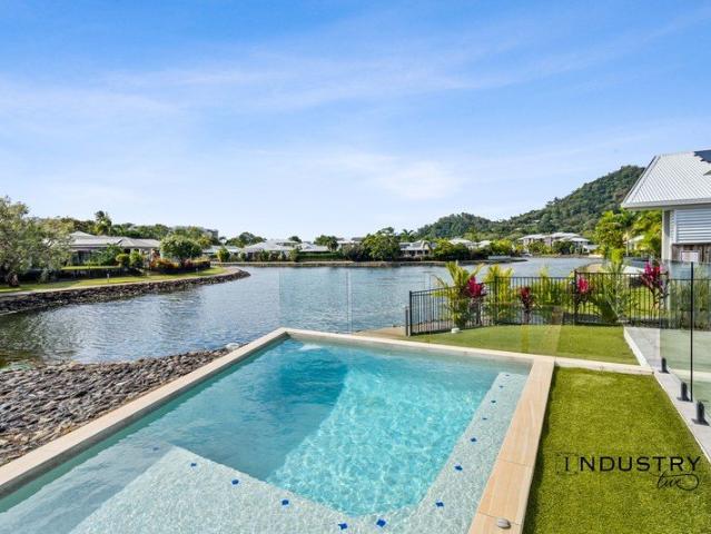 FURNISHED | SHORT TERM LEASE | BLUE WATER