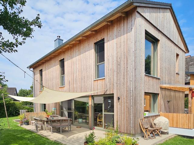 Furnished Single Family Home for Rent Near Hamburg