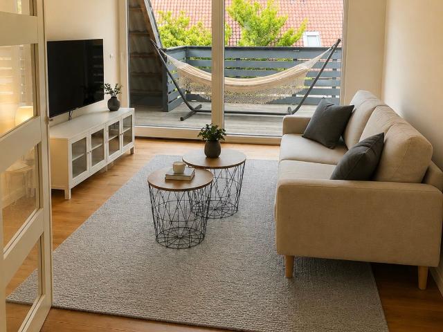 Furnished, spacious 3 room apartment with ideal transport links