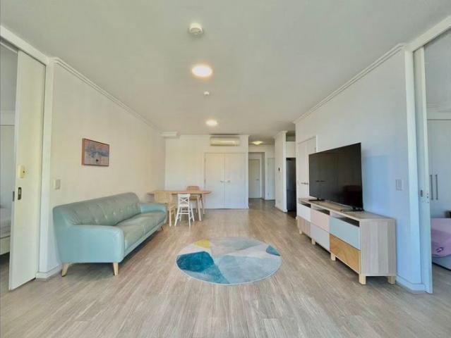 Furnished Spacious 2 Bedroom with Study