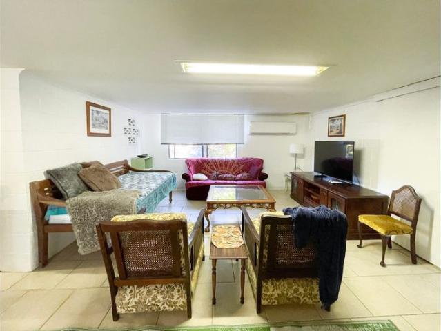 FURNISHED, SPACIOUS, CLOSE TO TOWN