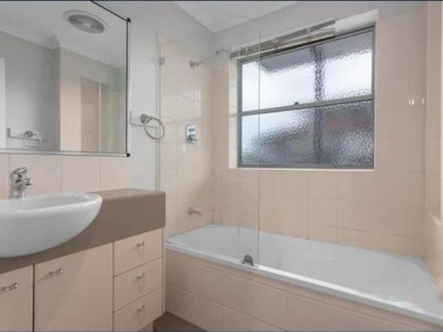 Furnished | Spacious Apartment with Courtyard + Pool In Complex
