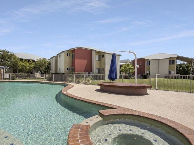 FURNISHED STUDENT ACCOM UTILITIES & INTERNET INCLUDED