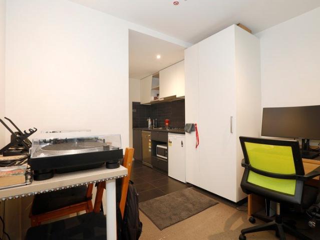 Furnished Student Apartment