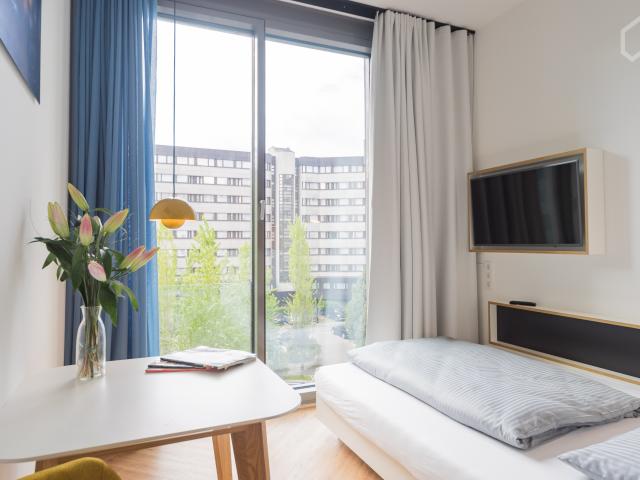 Furnished studio apartment with kitchenette in Berlin