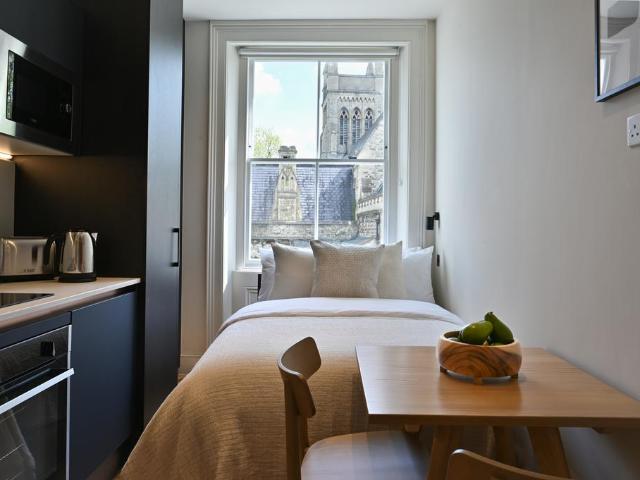 Furnished Studio Apartment | Bills. Studio to rent £2,100 pcm £485 pw