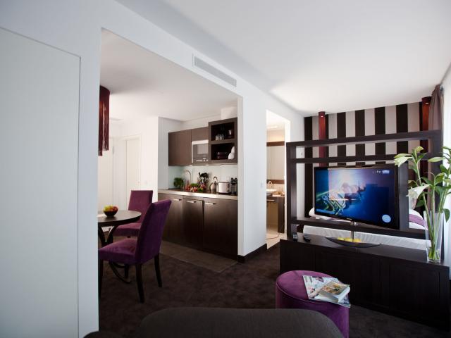 Furnished Studio Apartment in Berlin Charlottenburg · 30 m²