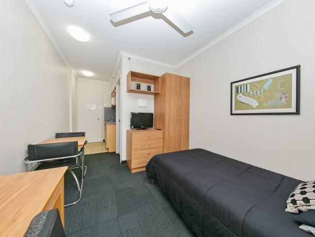 Furnished Studio Apartment Moments from QUT