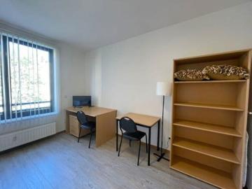 Furnished studio close to city center